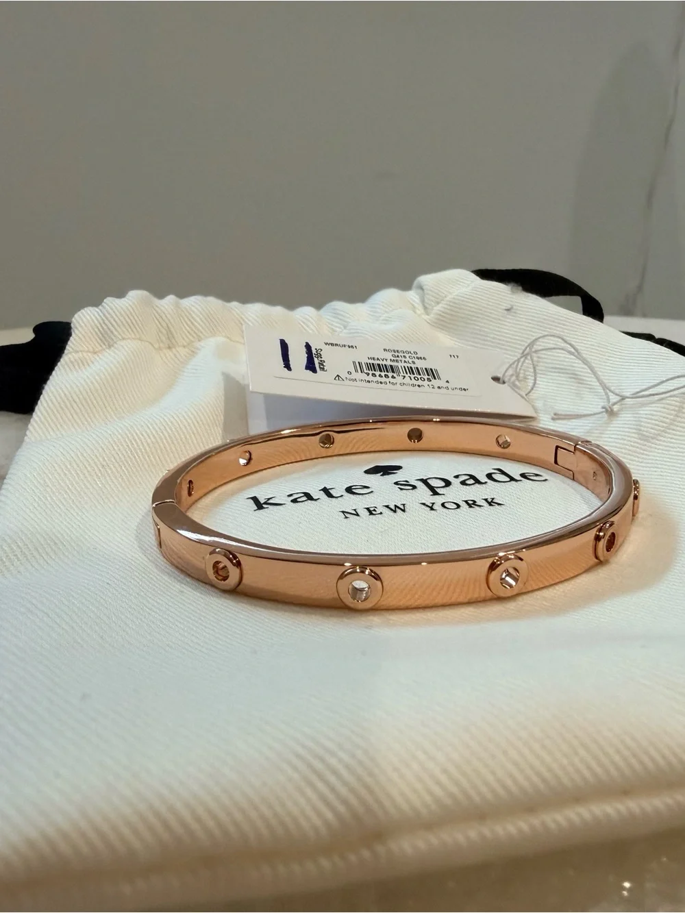 kate spade Rose Gold Hinge Bangle Bracelet - BRAND NEW